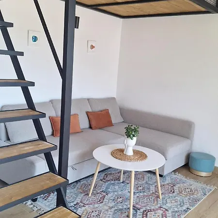 Aloft Apartment *